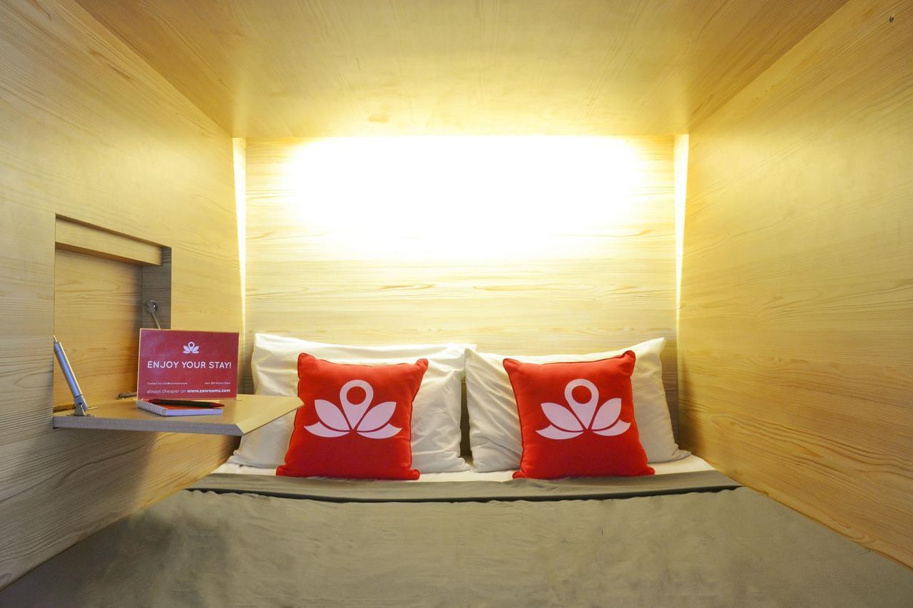 Auberge de jeunesse Juanda Airport à Gedangan Extérieur photo